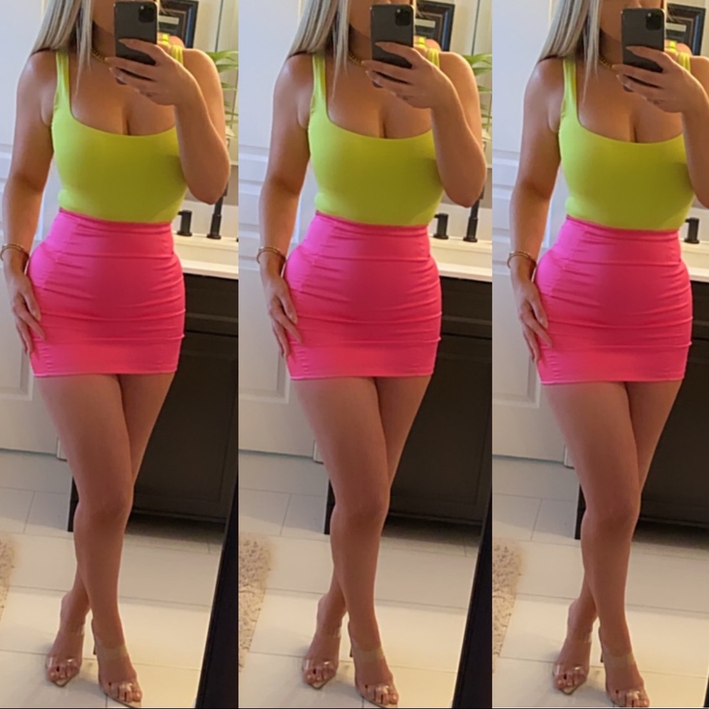 NEW🔥 Lime Square Neck Bodysuit💚